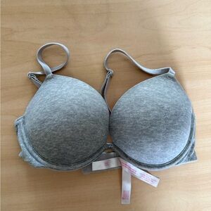 Victoria's Secret Light Gray Bra